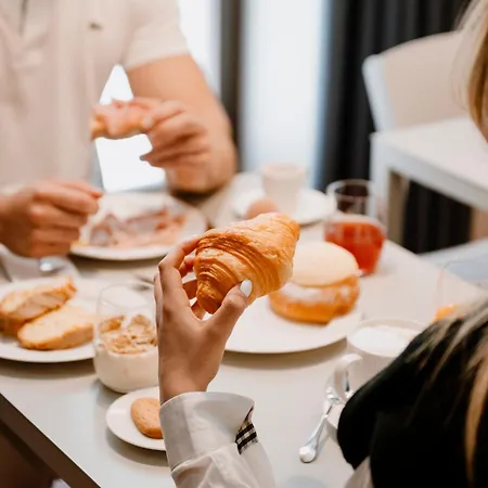 לינה וארוחת בוקר Deb&spa